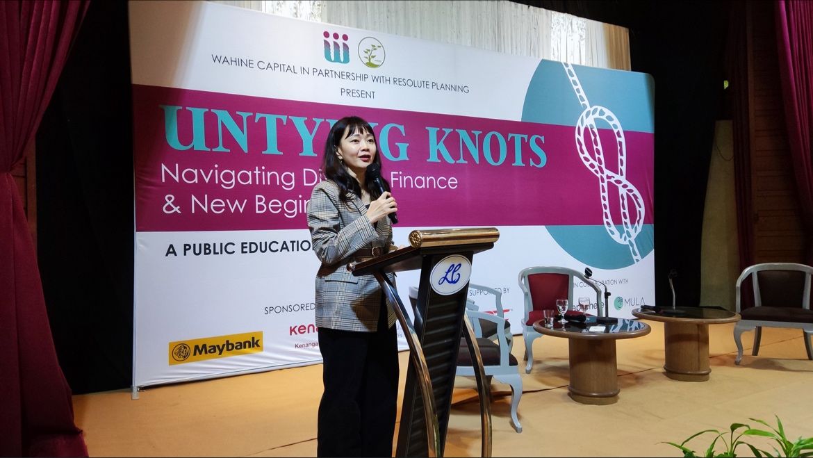 Image from Untying Knots: Navigating Divorce, Finance and New Beginnings Forum